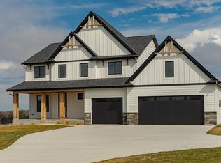 4629 Royal Oaks Cir SW, Rochester, MN 55902