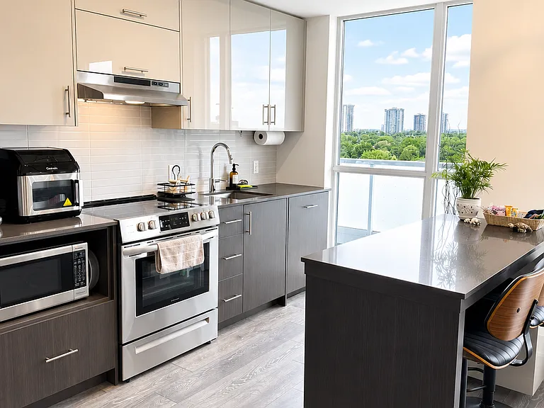 188 Fairview Mall Dr #1007 — Photo 10