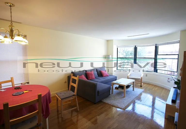 100 Jersey St #301 — Photo 3