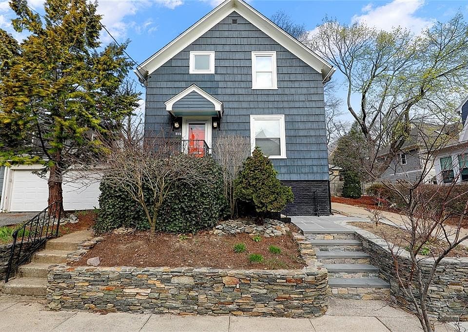 400 Morris Ave, Providence, RI 02906 Zillow