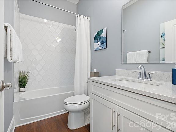 4th image of 12035 Cove Ct