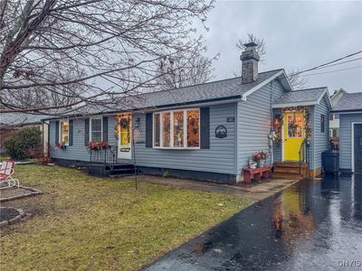 113 E Washington St, Sackets Harbor, NY, 13685