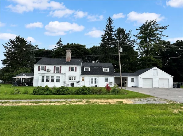 4008 Country Club Rd, Geneseo, NY 14454
