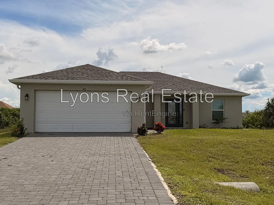 318 NW 20th St