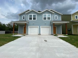 813 W Coffin St, Denison, TX 75020