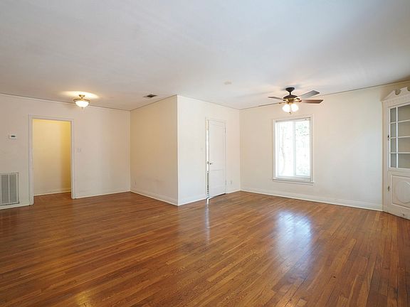 4th image of 1507 Pease Rd APT 5