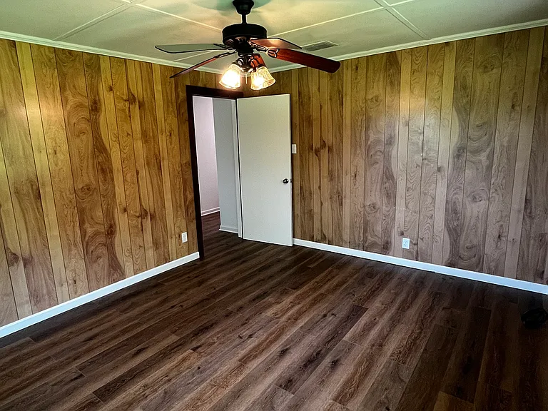 9457 Orchard Dr — Photo 13