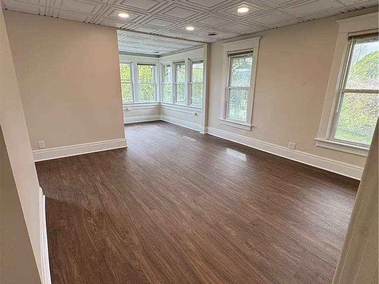 2 Agassiz Cir #B — Photo 5