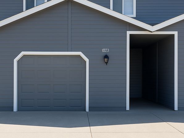 1023 E 6 S