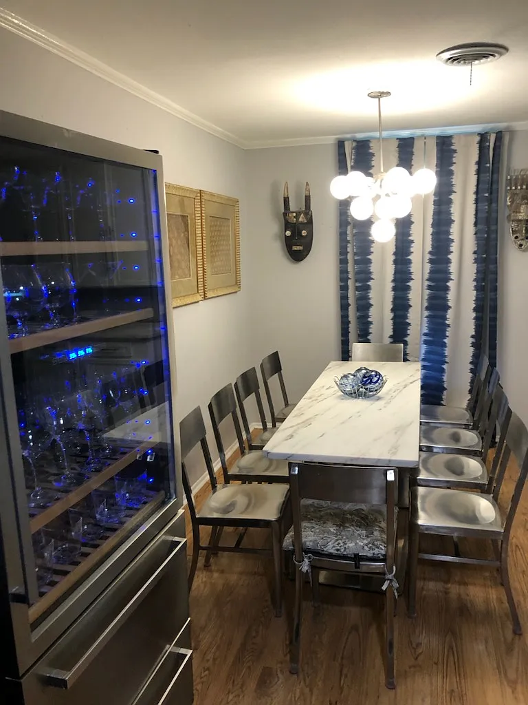 4 bed, 2105 sqft, $2,500 — Photo 2