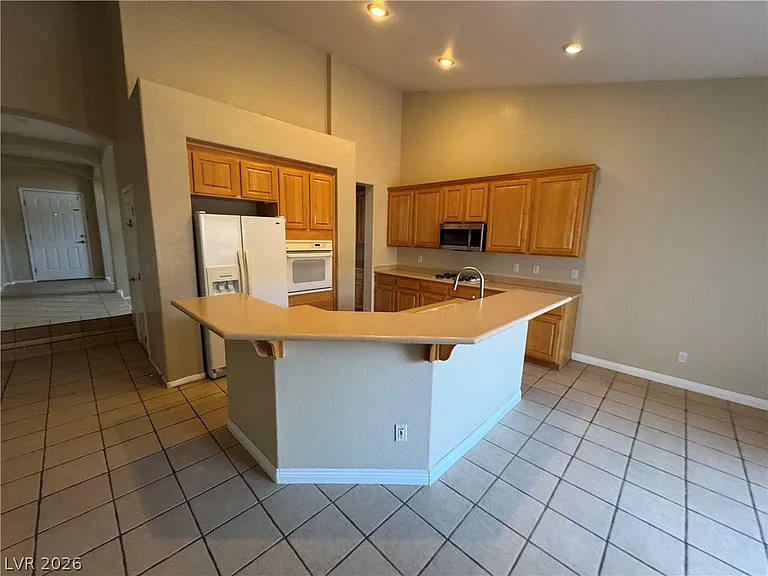 2294 Tedesca Dr — Photo 7