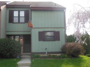 1715 Sequoia Ct, Allentown, PA 18104
