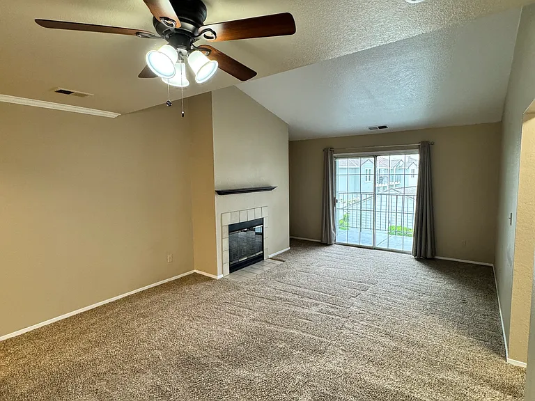 2400 Eilers Ln #1408 — Photo 2