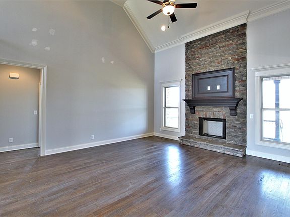 5th image of 434 Whitley Way #216-lot 216