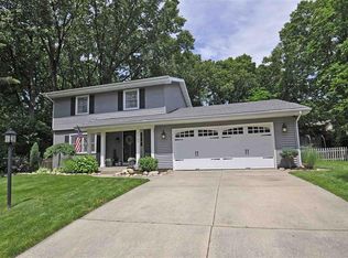 52142 Torch Ct, South Bend, IN