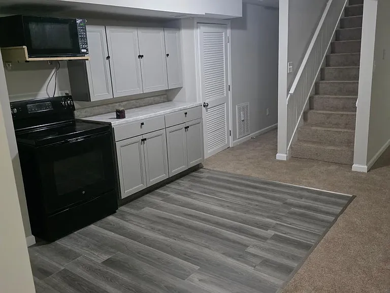 6501 Royal Oaks Dr #BASEMENT ONLY — Photo 5