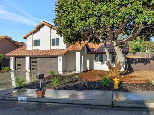 7750 Palacio Dr, Carlsbad, CA 92009
