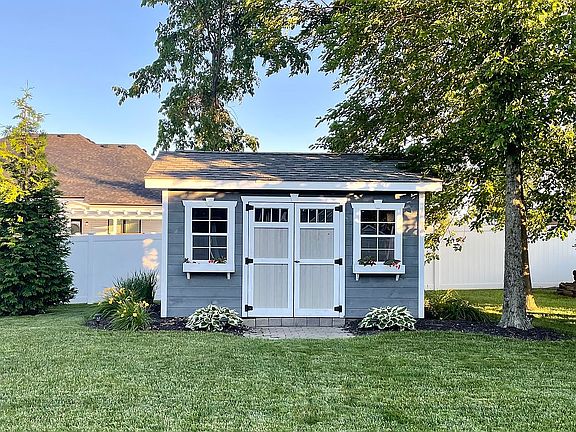 5th image of 7680 Devonwood Ct