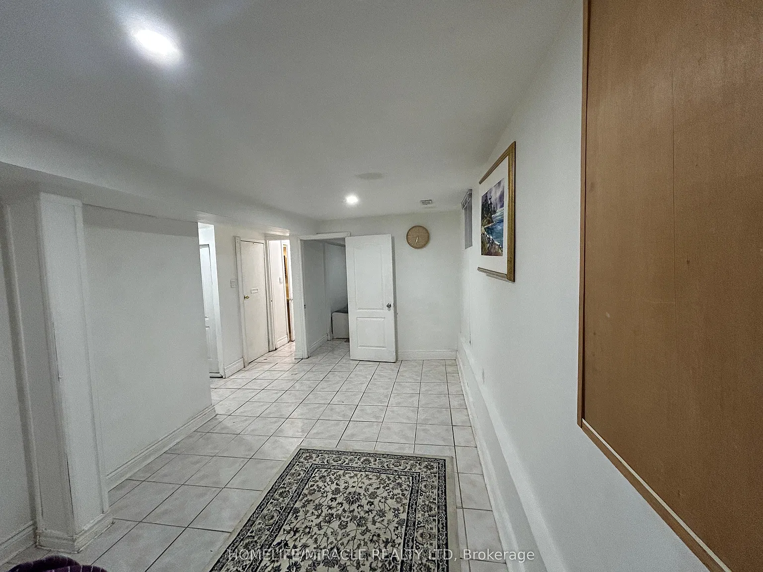 3 bed, $2,050 — Photo 3