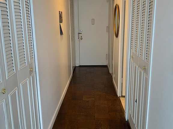 5th image of 112 Washington Pl APT 16J