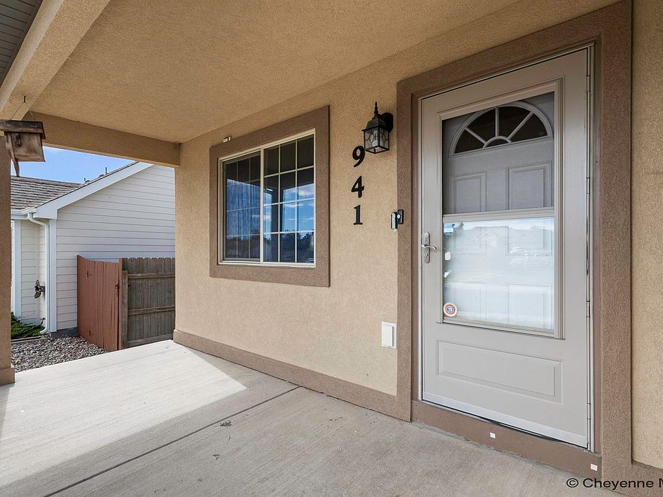 1st image of 941 Ballad Ln