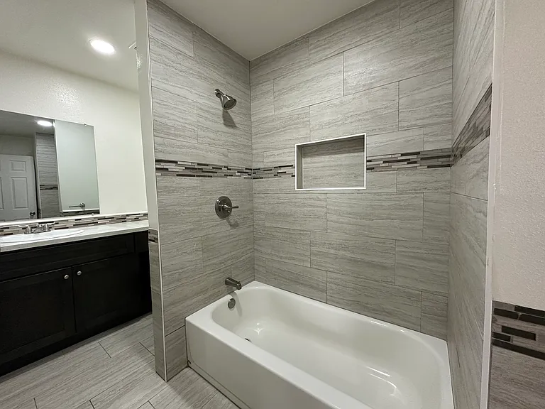 1333 W Stoneridge Ct #2 — Photo 10
