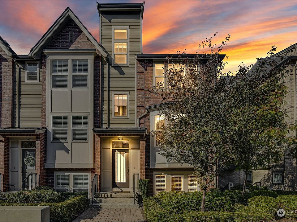 1st image of 1317 Brooklyn Walk NE