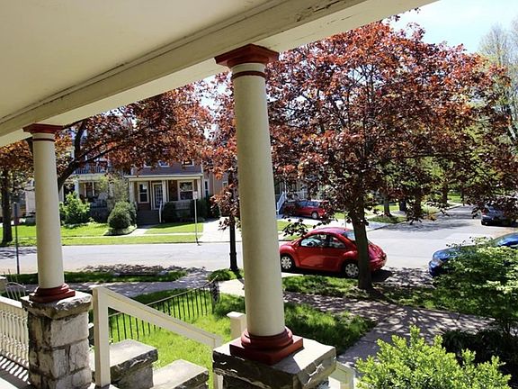 2nd image of 39 Greenfield St #1