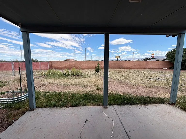 2353 Sierra Vista Ct — Photo 6