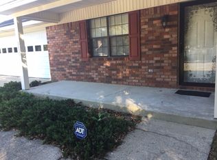 155 Woodstone Cir, Albany, GA 31701