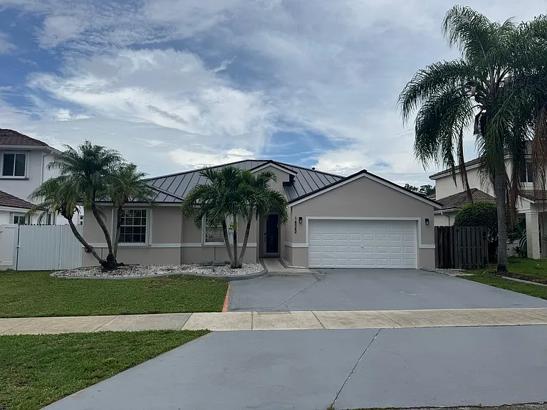 14342 SW 159th Ct — Photo 1