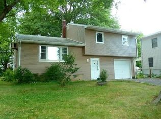 68 Diven St, Springfield, NJ 07081