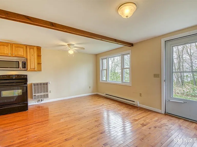20 Lake View Ave — Photo 14