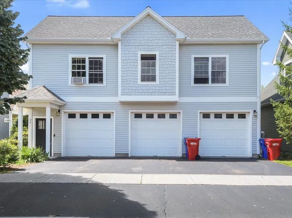 34 Madison Drive, Williston, VT 05495