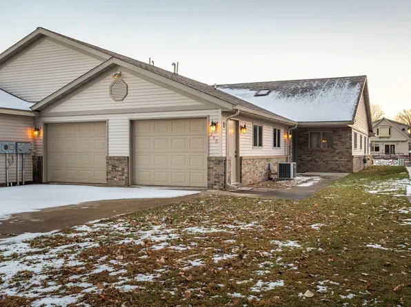 290 Harbor Lights Dr, Brownsville, MN 55919