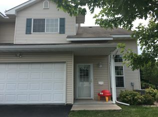 102 Bridgewater Trl, Hudson, WI 54016