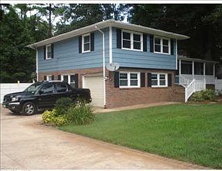 1st image of 3204 W Cheltingham Pl