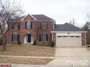 15642 Coventry Farm Dr, Chesterfield, MO 63017
