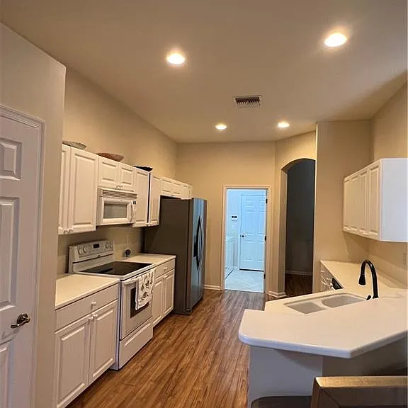 7896 Founders Cir — Photo 5