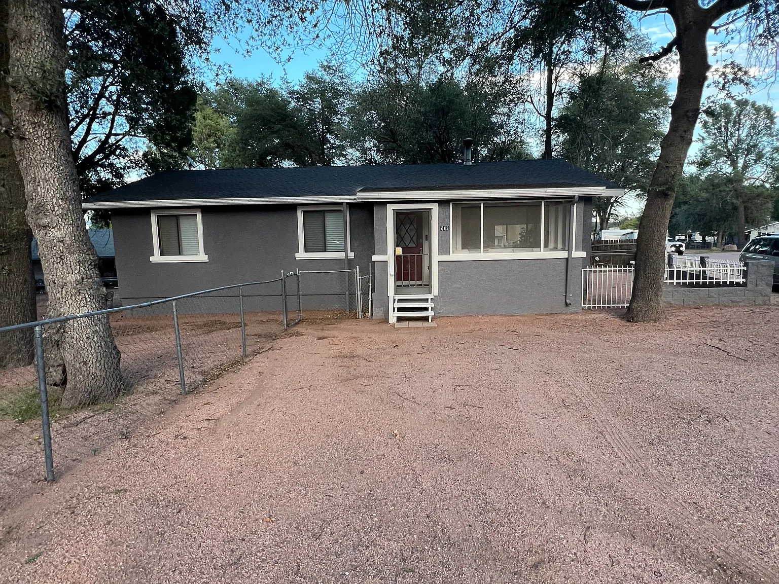 3 bed, 1172 sqft, $1,895 — Photo 1