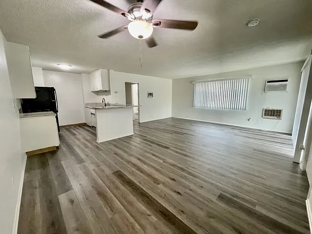 685 E Vista Chino #G2 — Photo 22