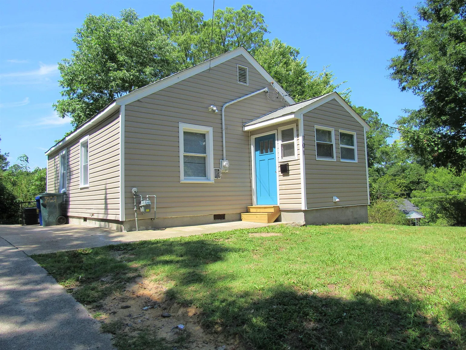 701 Bernice St — Photo 1