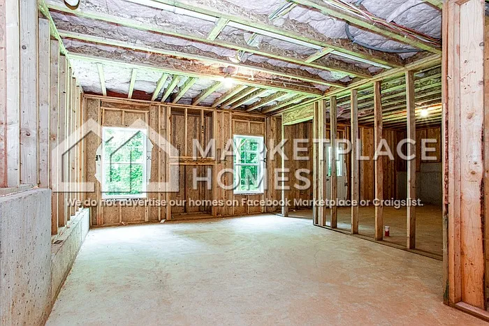 185 Russell Way — Photo 46