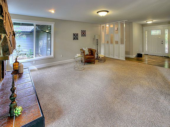 4th image of 12016 Interlaaken Dr SW