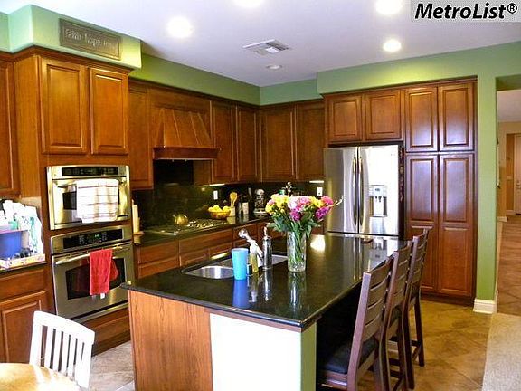 4th image of 2033 Elmgate Dr