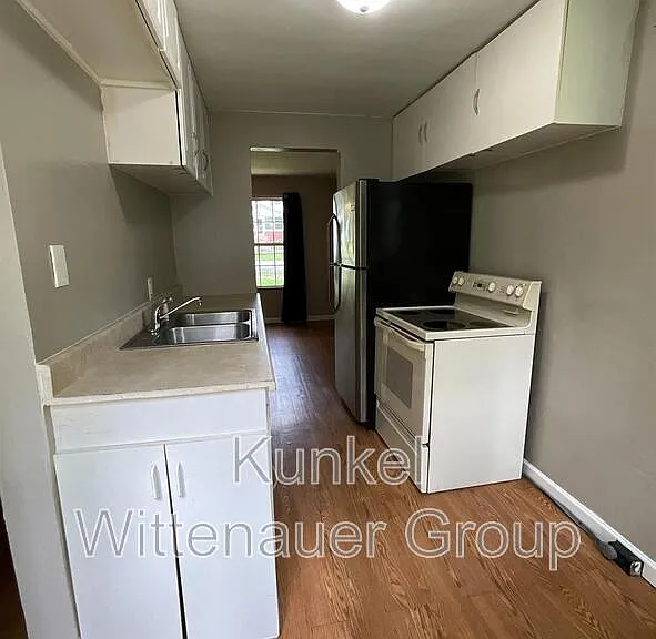 21 Gundlach Pl — Photo 5