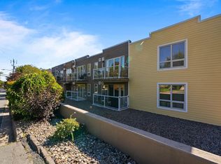 200 Crown Dr #607, Halifax, NS B3N 0B1