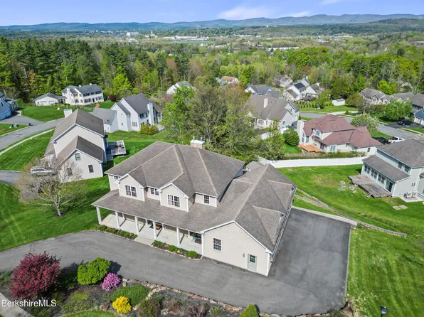 127 Pinecrest Dr, Dalton, MA 01226