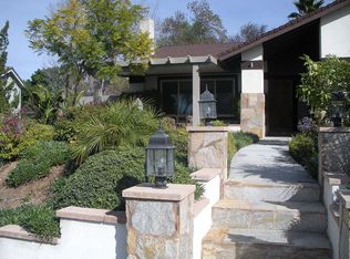 6076 Promontory Ln, Riverside, CA 92506