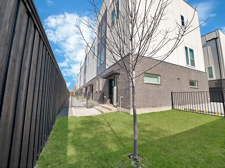 7207 Mohawk Dr #108 — Photo 4